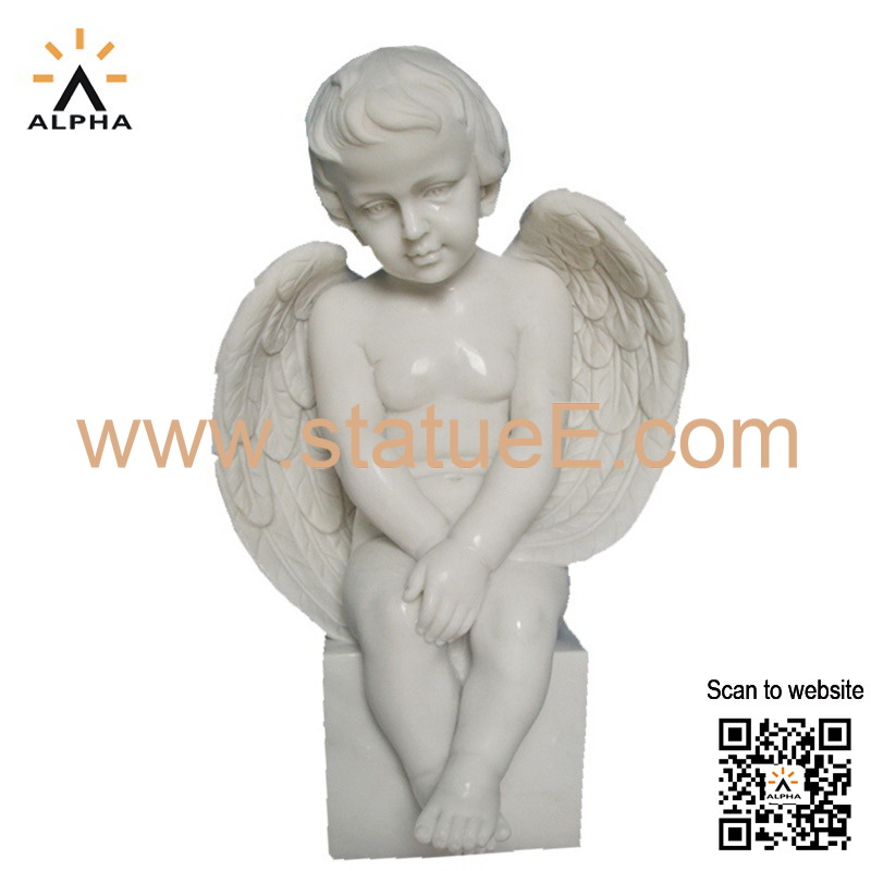 Small angel figurines